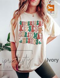 Tshirt Png , Retro Gingerbread kisses, and Christmas wishes, gingerbread Shirt Png PNGPNGPNGPNGt-Shirt Png, Christmas t-