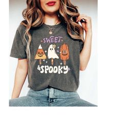 Comfort Colors Sweet And Spooky T-Shirt Gift For Halloween, Cute Spooky Shirt, Retro Halloween Shirt, Pumpkin Season Shi