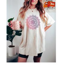 Comfort Colors Geometric Design Sunflower Shirt, Cute Spring Shirt, Pretty Flower Shirt, Woman Floral Shirt, Trendy Sunf