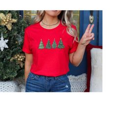 Christmas Shirt, Christmas tshirt, Christmas Crewneck, Christmas Tree shirt, Holiday Shirt for Women, Winter Shirt