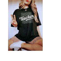 Retro Teacher Shirt,  Teach Shirt, Cute Shirt for Teachers, Teacher Gift, Elementary School Teacher Shirt, Smile Teacher