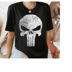 Marvel Punisher Skull Symbol Distressed T-Shirt , Disneyland Trip Family Outfits, Disneyland Family Party Gift 2023, Dis
