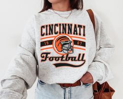 Vintage Cincinnati Football Crewneck Sweatshirt T-Shirt, Bengals Sweatshirt