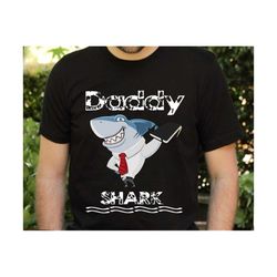 Daddy Shark Svg, Daddy Shark Birthday svg, Father's Day Svg, doo doo doo svg, Daddy Shark Shirt Design, Gift for Daddy