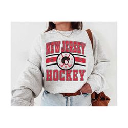 Vintage New Jersey Devil Sweatshirt \ T-Shirt, New Jersey Devil Sweater, Devils T-Shirt, Hockey Fan Shirt, Retro New Jersey Ice Hockey