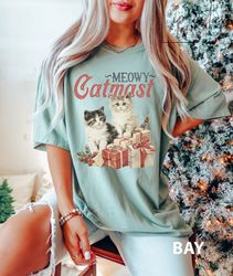 Vintage Christmas Cat T-Shirt Png,   Christmas, Christmas Cat T-Shirt Png, Christmas gift for cat lovers , Cat owners Ch
