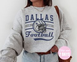 limited dallas football t-shirt sweatshirt, vintage style dallas football shirt, cowboy sweatshirt, dallas shirt, footba