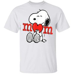 Peanuts Snoopy Hug Mom T-Shirt