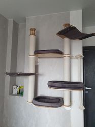 Mega Comfort wall scratching post (145 cm)
