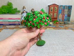 Doll tree. 1:12. Dollhouse miniature.