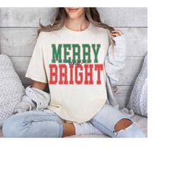 Comfort ColorsChristmas Shirt, Retro Merry And Bright Shirt, Womens Christmas Shirt, Christmas Shirts for Women, Cute Me