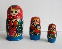 Nesting dolls, matryoshka dolls–3 pieces, wooden nesting dolls Russian folk art, from the master Hand-made souvenir