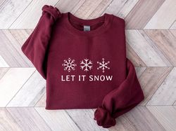 Let it Snow Sweatshirt, Christmas Gift, Sweatshirt snowflake, Christmas Sweatshirt, minimal Christmas design, holiday ap