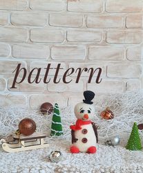 Crochet pattern for a soft snowman toy. New Year's gift.