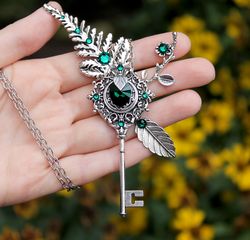 Handmade Unique undefined Fantasy Swarovski Key Necklace Emerald Leaf