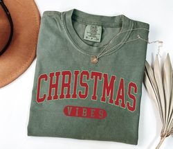 Retro Merry Christmas Shirt, Merry And Bright Christmas Shirt, Cute Christmas Gift, Christmas Party Shirt, Womens Holida