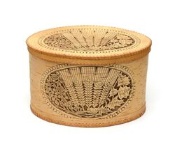 Bread box made of birch bark Capercaillie. Wooden bread box