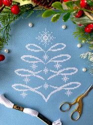 FROSTY CHRISTMAS TREE cross stitch pattern PDF by CrossStitchingForFun Instant Download