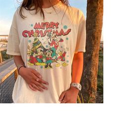 Retro Disney Merry Christmas Shirt, Vintage Mickey And Minnie Christmas , Walt Disney World Christmas shirt, Vintage Mag