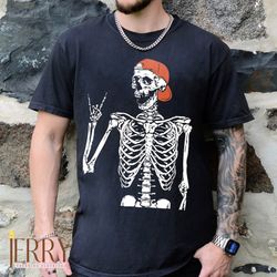 Retro Skeleton Halloween T-Shirt, Cool Stay Spooky Skeleton Hands Shirt, Skeleton Hands Shirt, Horror Shirt, Skull Shirt