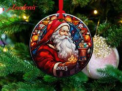 Holiday Keepsake Ornament, Vintage Santa 2023  Wear Love, Share Beauty