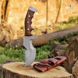 Damascus Steel Tracker Knife - Bushcraft Knife/ Tracker Knife / Handmade Damascus Stee/ Tactical Hunting Am industry