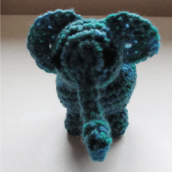 tiny elephant crochet pattern, digital file pdf, digital pattern pdf, crochet pattern