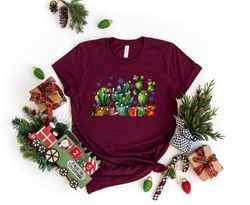 Christmas Sweatshirt,Santa Cactus Christmas,Howdy Christmas Shirt,Funny Christmas Shirt,2023 Happy New Year,Christmas Gi