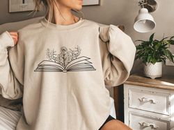 booktroverts sweatshirt , bookworm gifts, book lover shirt , book lovers gifts, book lover gift, bookworm gift, book swe