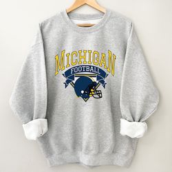 Vintage Michigan Crewneck, Michigan Football SweatShirt , Retro Michigan SweatShirt , Michigan Varsity SweatShirt , Mich