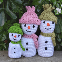 Snowman Standing Crochet pattern, digital file PDF, digital pattern PDF