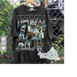Vintage 90s Graphic Style Terrell Owens T-Shirt - Terrell Owens T-Shirt - Retro American Football Oversized T-Shirt Foot