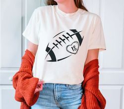 Football Heart Shirt, Game Day Shirt Women, Custom Football Tee, Football Mom Shirts, Women Football Shirt, Football Sea