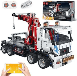 Designer Mould King 15027 Tow truck on manual control construction set for children and adults