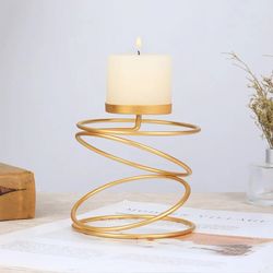 Luxury Style Metal Candle Holders Simple Golden Wedding Decoration Bar Party Living Room Decor Home Decor Candlestick