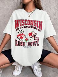 Retro Wisconsin Football Shirt, Vintage Wisconsin Football Tee, Madison Wisconsin T-Shirt, College Football Shirt, Colle