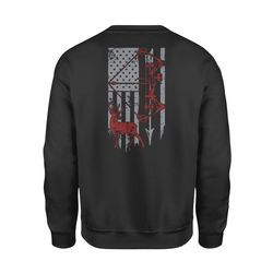Hunting Shirt with American Flag, Bow Hunting shirt for Men and Women NQS122- Standard Fleece Sweatshirt
