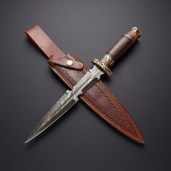 a very beautiful handmade damascus steel hunting dagger knife