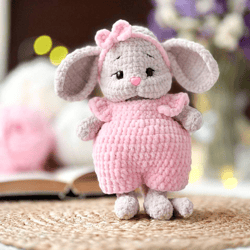 Crochet pattern Lili Mouse