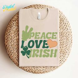 Love Irish -Retro St Patrick's Day SVG