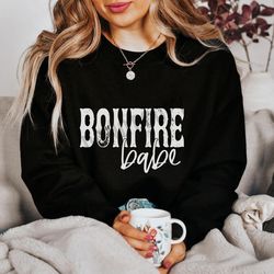 Camping Bonfire Babe Crewneck Graphic Sweatshirt Nature