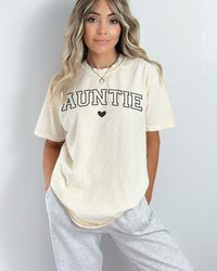 Auntie Varsity Vibe Comfort Colors Shirt 1