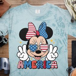 Cute Cartoon Character Peace Sign American Pride T-Shirt, Stars and Stripes Patriotic Graphic Shirt, Fun Holiday Gift Sh