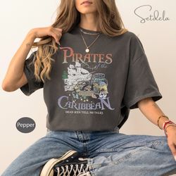 Vintage Pirates of the Caribbean Disneyland Comfort Colors S, 235