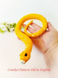 Yellow Snake Python toy Crochet Pattern PDF in English. Original snake toy DIY. Python toy amigurumi pattern pdf