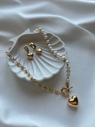 Set of 2 accessories, pearl necklace ,heart earrings, handmade choker, ready to ship, wedding accessories