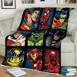 Teams Super Hero Marvel Comics Christmas Sherpa Fleece Quilt Blanket