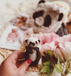 Panda toy. Panda Teddy. Teddy bear story. Scrapbooking. The Panda Album. Panda Collection. Panda Album and Toy.