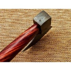 Custom-made hunting axe made of damascus steel