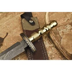 Damascus steel gladius of Rome Handmade mediaeval hunting sword, ready for battle